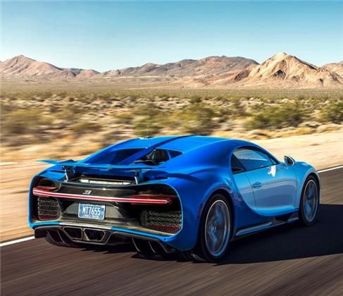 布加迪Chiron:这辆车造型新颖,运动感和科技感并存