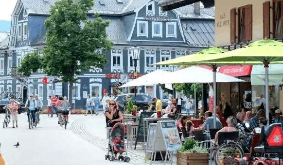 德国人定居中国,与中国人定居德国的感受对比