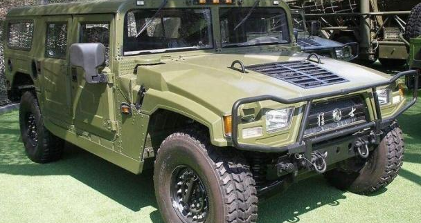 堪称国产悍马的退伍军车只卖5万,却没人敢接手