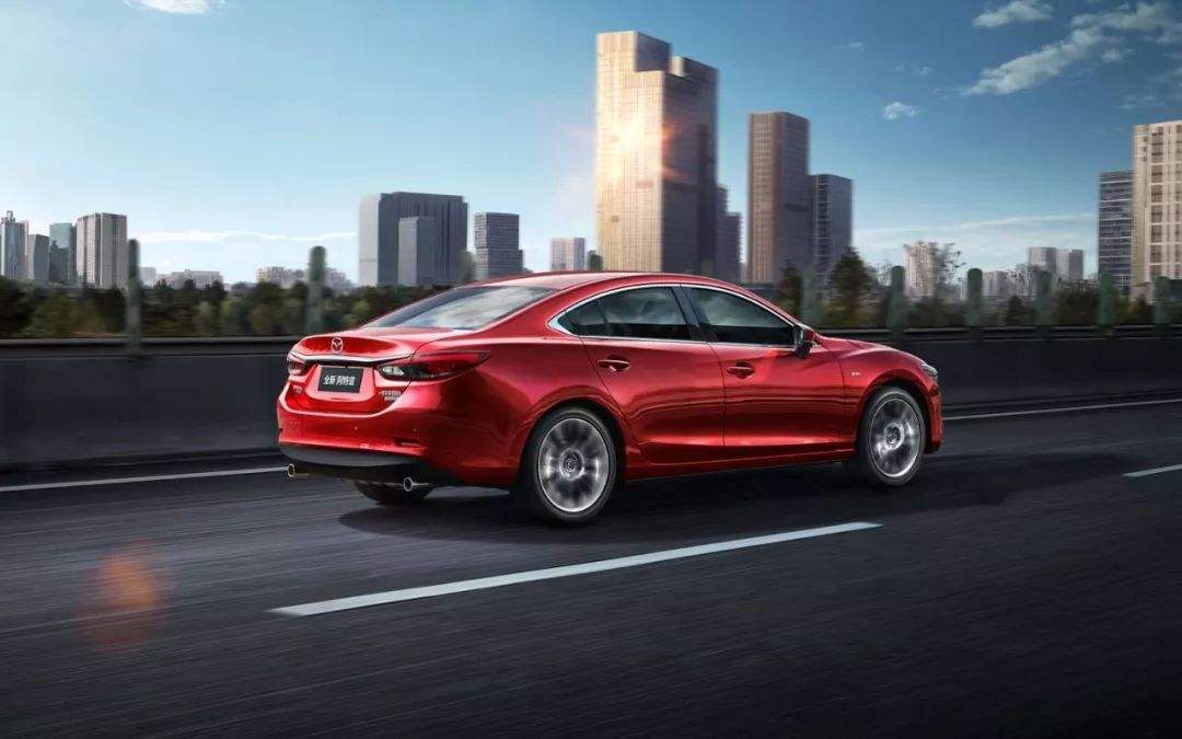 刚上市就被国人吐槽说不行,结果这些车一个比一个成功