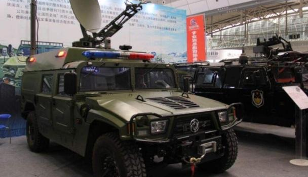 堪称国产悍马的退伍军车只卖5万,却没人敢接手