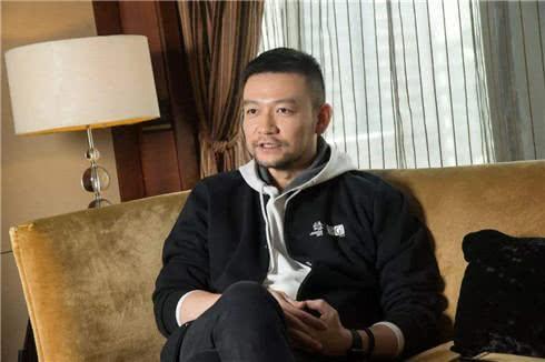 《流浪地球》破40亿,圈里大腕却集体失声,徐峥