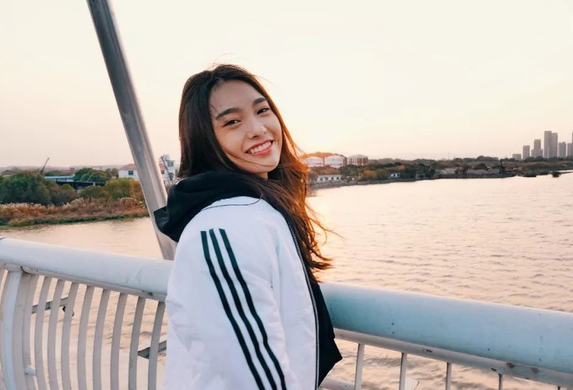 数一下那些年向佐恋爱过的女明星, 郭碧婷这一任, 向太终于满意了