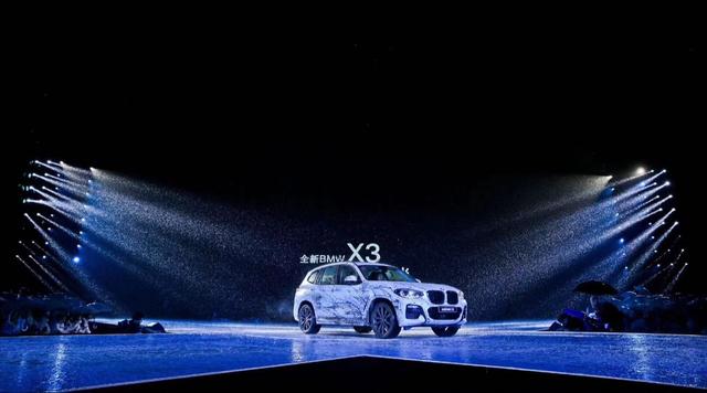 最憋屈的高端SUV,还没上市就打9折,降价速度创豪华品牌新纪录