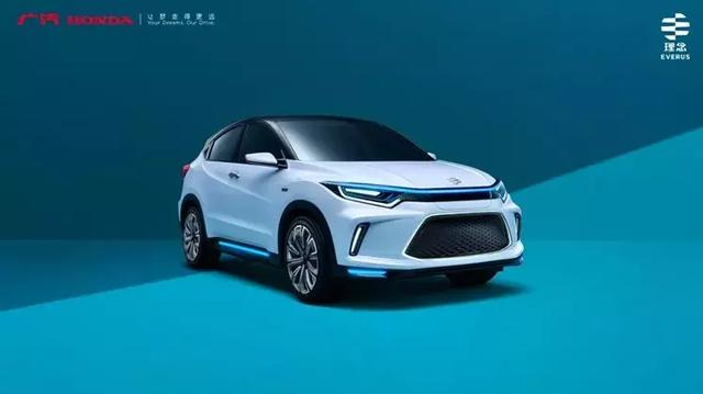互联网车企VS 传统车企,谁能领跑智能时代?