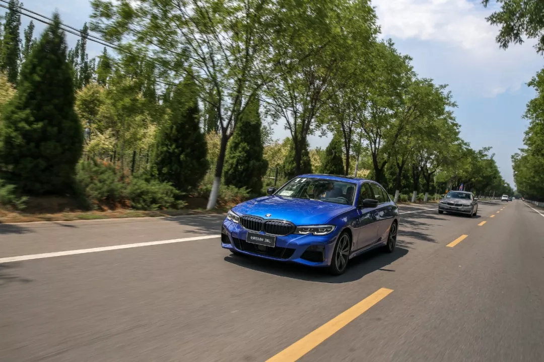 Cars01试驾丨全面提升,不只是印象中的那台3系