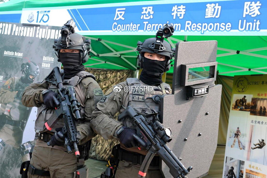 2019香港警民同乐日上进行表演的飞虎队(SDU)、机场特警组(ASU)、