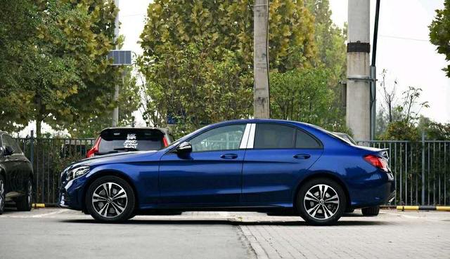 1.5T发动机+48V微混系统,19款奔驰C260运动