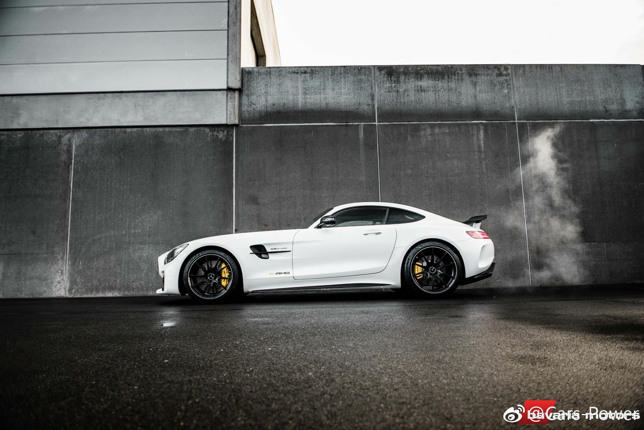 我要买GTR我买辆奔驰给你 AMG GTR