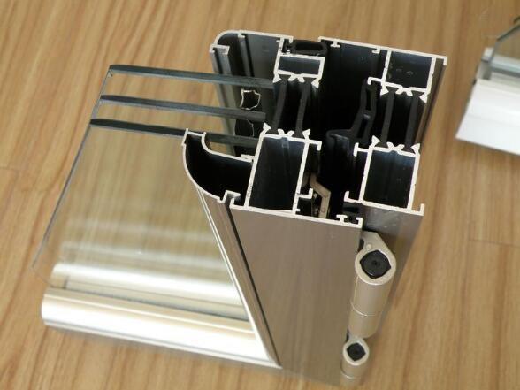 门窗用“断桥铝”有什么好处？师傅揭秘如何选购，不怕被忽悠！