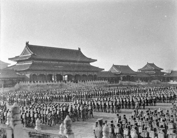 晚清时期珍贵的阅兵，真实记录清军的战斗力和日常训练