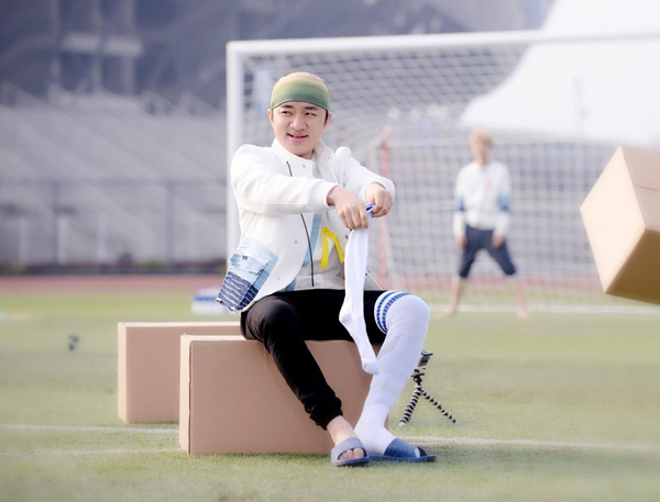 邓超鹿晗王祖蓝陈赫发文回应退出跑男原因,郑