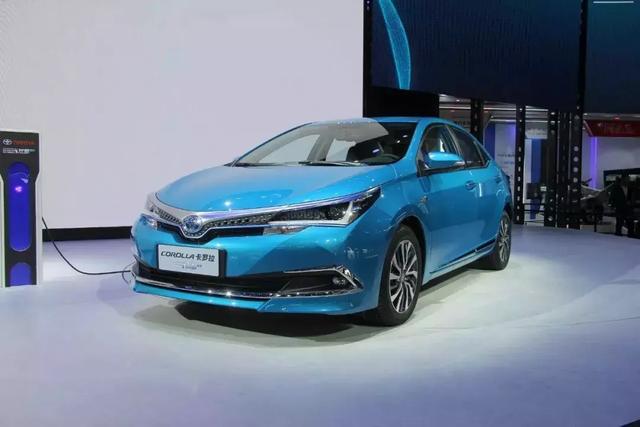 新款卡罗拉双擎内饰 1fef-hqzxptn5831705.jpg