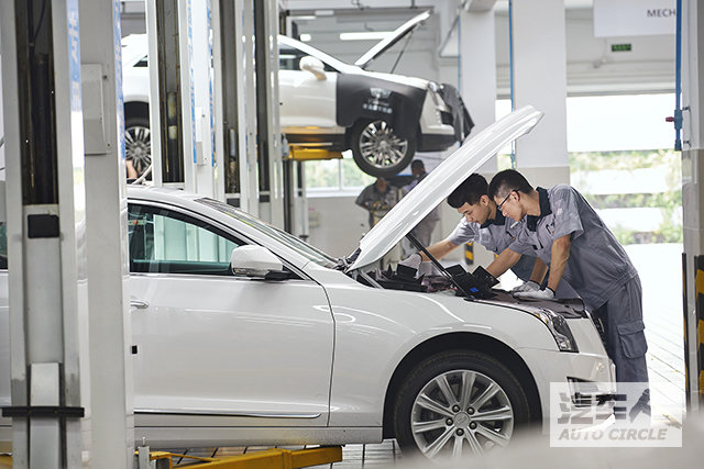 【汽车人】一台手机做保养,“MyCadillac”成“第三引擎”