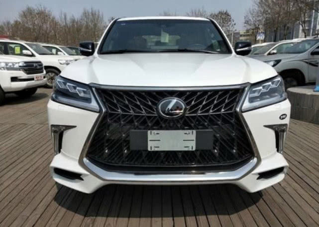 19款雷克萨斯LX570s黑色限量版来袭,身材更加魁梧