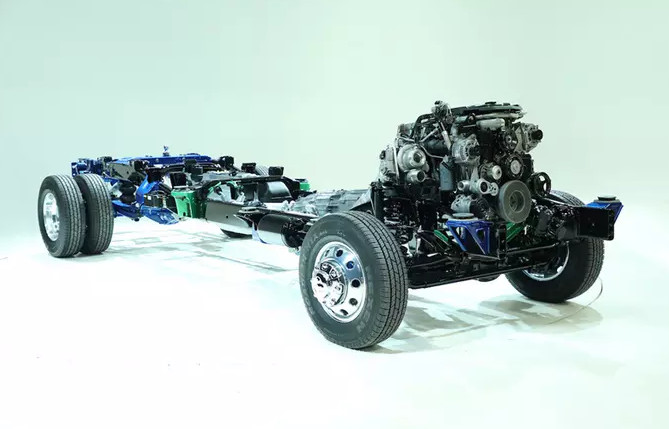 F-350靠边!道奇Ram HD重型皮卡亮相,6.7L康明斯高达1360牛米