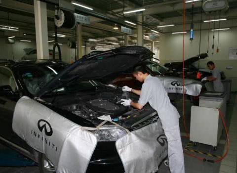 汽车在4s店保养时，需要在旁边盯着吗老师傅必须死盯着