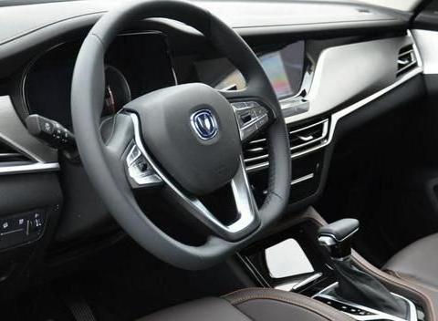 国产SUV“绝地反击”，新车一出“惊艳四方”，售6.99-10.49万