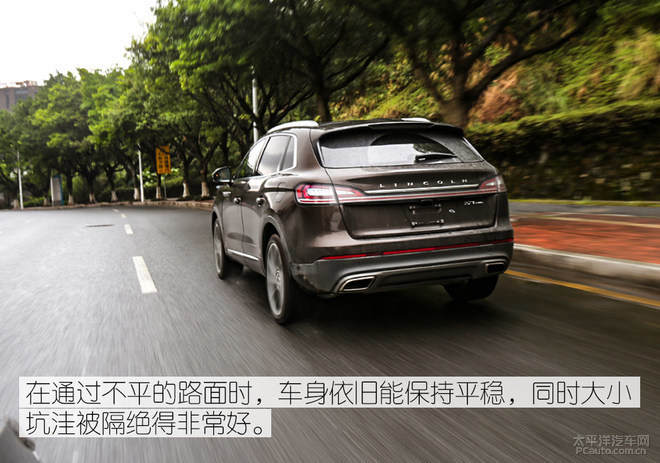 完美演绎美式豪华SUV,众编辑体验全新林肯航海家