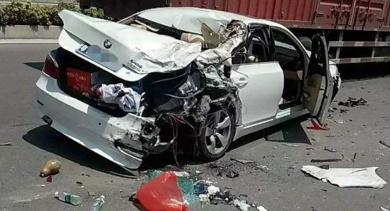 开轿车安全还是SUV安全?数据来说:横看竖看车祸死亡率都差一半