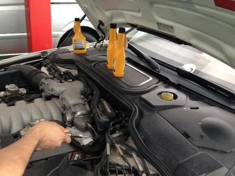 冬天车子启动，八成人都会在这出错，发动机寿命长不了