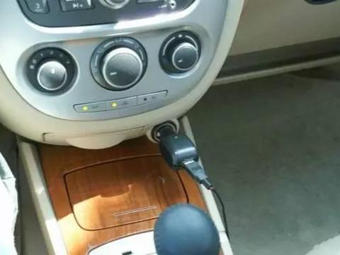 车总是电池寿命短？5大行为最伤电瓶，你平时可能都没注意！