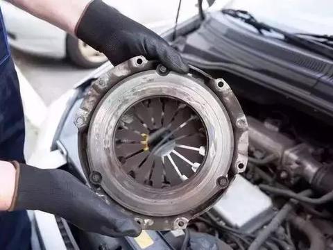 修车要是换了这几个旧零件，最好想着带走，汽修师傅：坏了也值钱