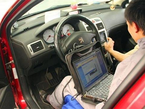 准备跑长途，汽车需要做哪些检查？