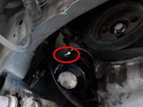 汽车保养，有人换机油换机滤，还有人竟然加磁铁，这到底有用吗？