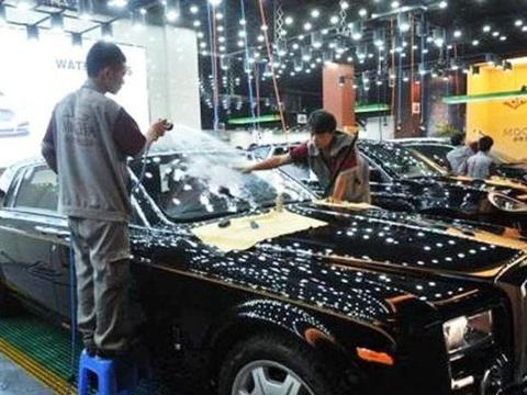 新手去4S店保养，这些坑钱的手段要清楚，你知道几条