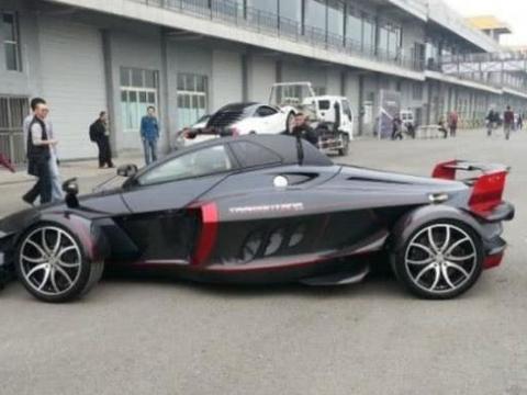 这跑车比布加迪稀有，年产12台国内仅一辆，降了八百万仍没人买