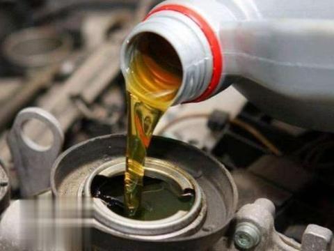 5000公里换一次机油对不对？别在不知道，少花些冤枉钱！
