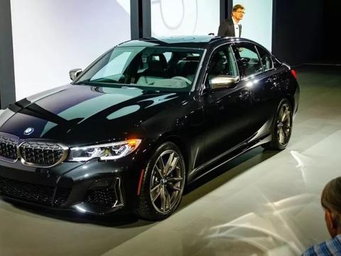 纯黑色的宝马M340i实拍，这是目前最强大的非///M 3系！