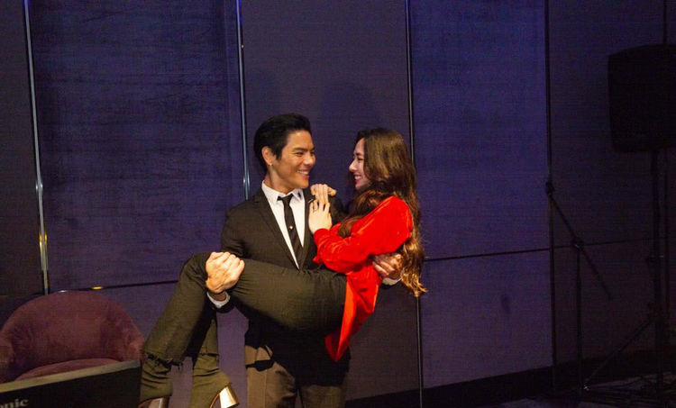 向太晒出向佐郭碧婷订婚现场照,疑似暗示女方