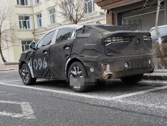 吉利CEO爆料,领克05动用PSA平台,直接换壳XC90