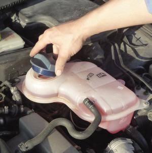 汽车冬季也会冻“感冒” 这些保养冬季必不可少！