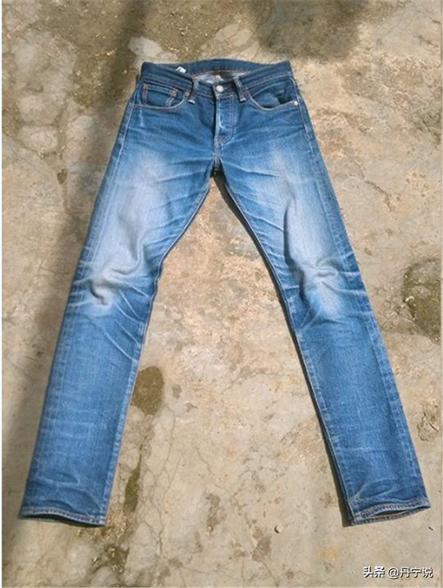 李维斯501如何蜕变出501CT呢？小伙佛系养裤1年15洗