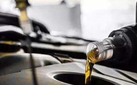 5000公里换一次机油是“瞎搞”专家继续做下去，等着哭