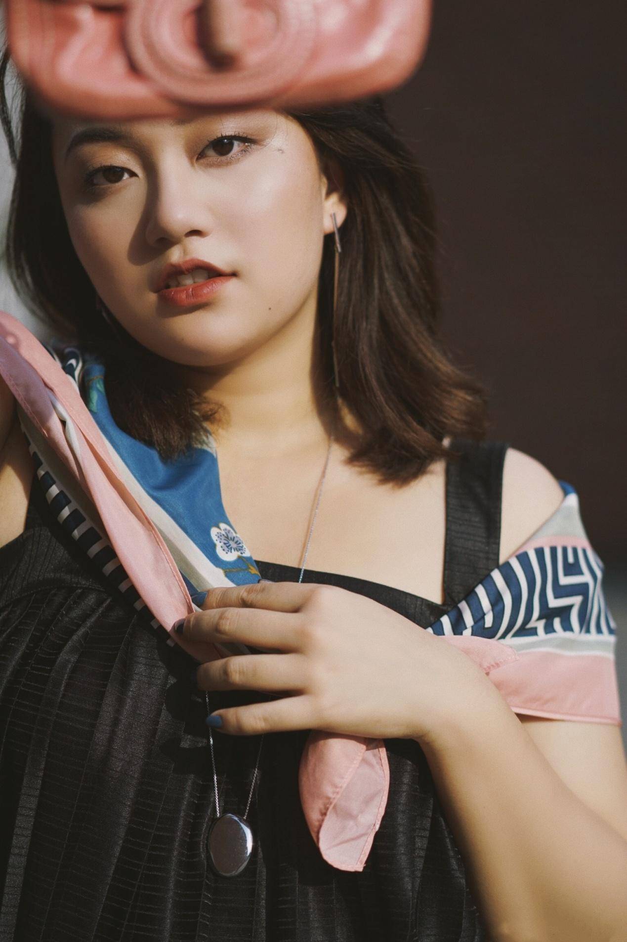 减肥痛苦吗？不如看看李文鱼，140斤靠三个技巧穿得时尚活得潇洒