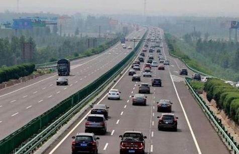 为什么开车跑完高速后，感觉车子好开多了？老司机：原因很简单