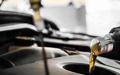 这几种汽车配件不要去4S店更换！费钱又费力，不如自己动手！