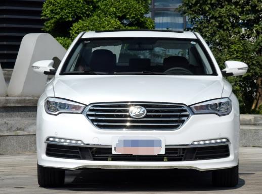 最便宜的B级车,优惠后入门级仅5万多,车长超4.8米,后悔买捷达
