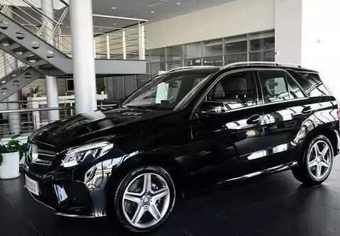 提新车时别光顾着高兴，先检查这几个地方，确定没问题了再开回家