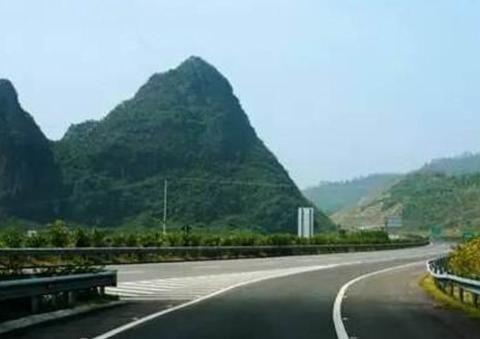 这里有“驾驶技巧“的最新资讯请不要错过