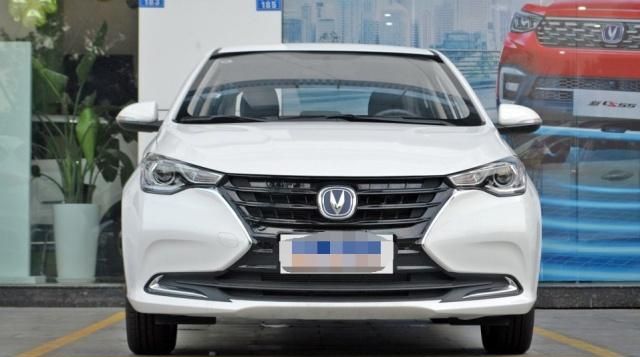 坐实国产省油王?新车只卖45900元,油耗5.2L月入2000也养得起