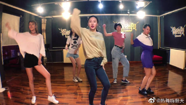 抽烟舞教学图片_纵览新闻