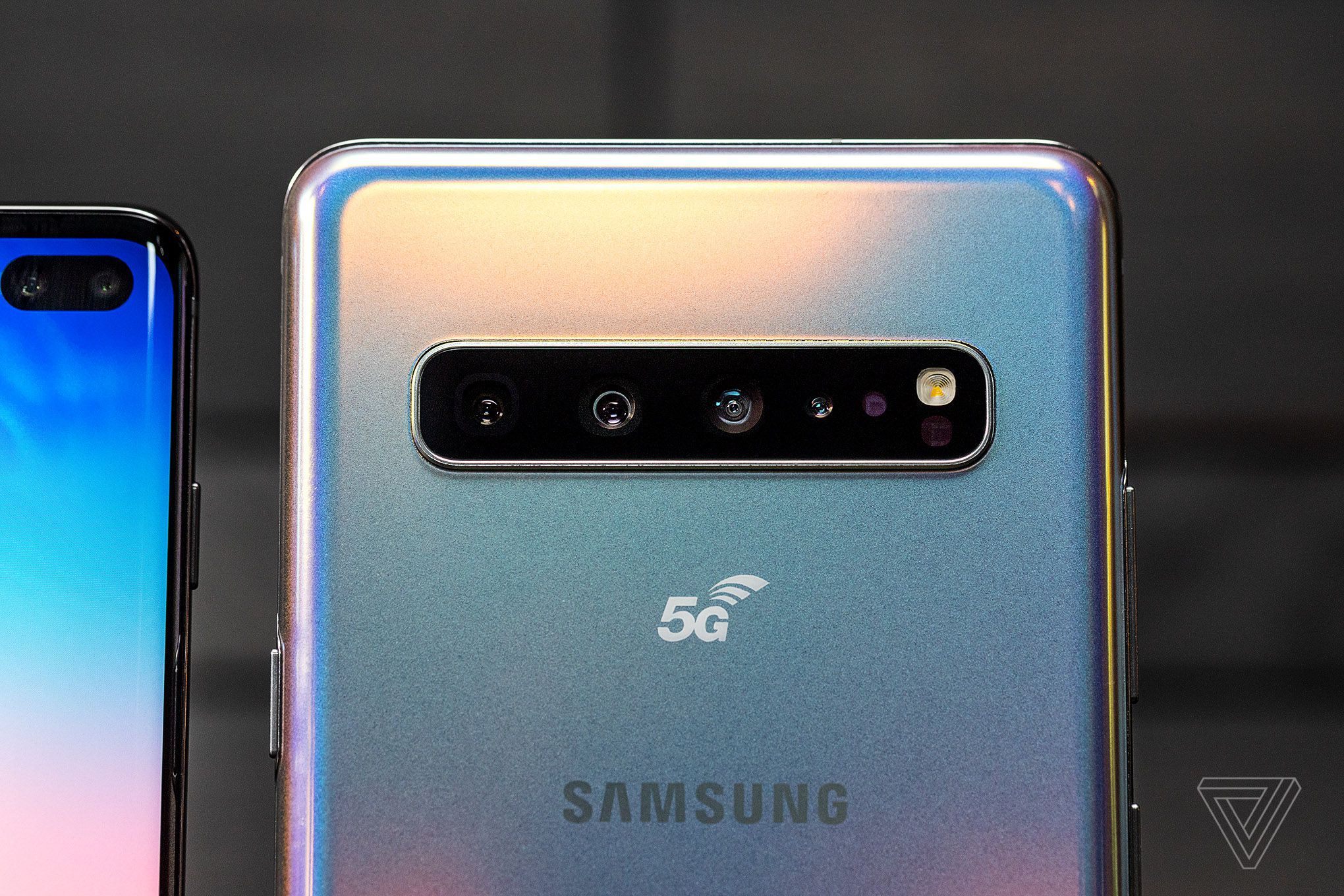 全球首部5g手机三星s105g即将发布高配置高颜值网友完美