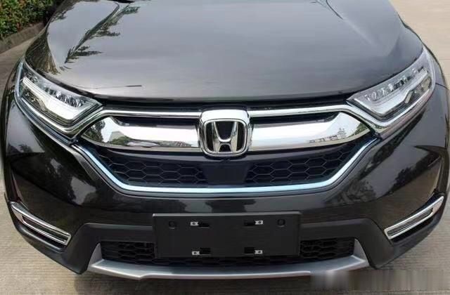 本田有大动作!这款SUV不足17万标配全景天窗，油耗6L秒杀RAV4