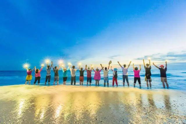 办企业年会的场地怎么选?怎么提升年会档次?