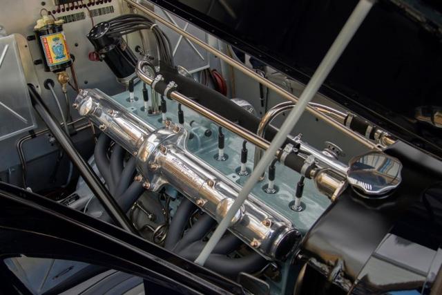 汽车界的大满贯得主:阿尔法罗密欧8C 2900B Touring Berlinetta